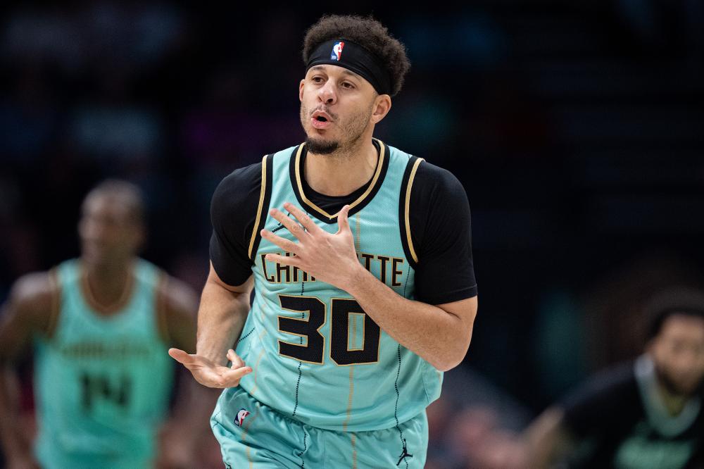 过边路发起 过边路发起