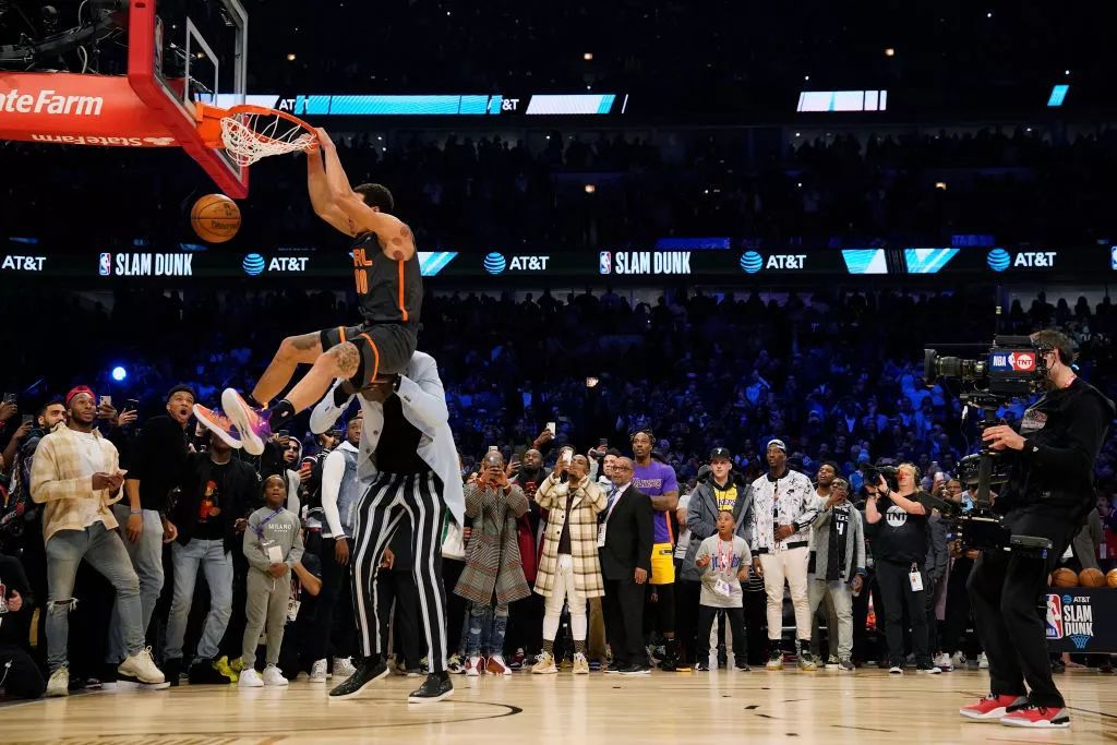 团队进攻并 团队进攻并